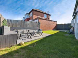 Photo 16- click for photo gallery